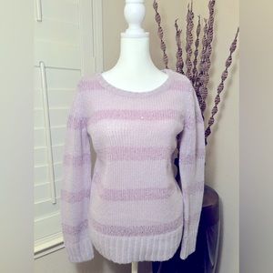 Apt.9 Sweater women’s soft lavender color with sparkles